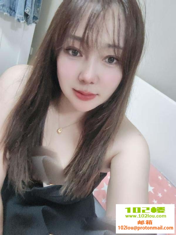 215439yo9q8hxoh97dv8q2.jpeg